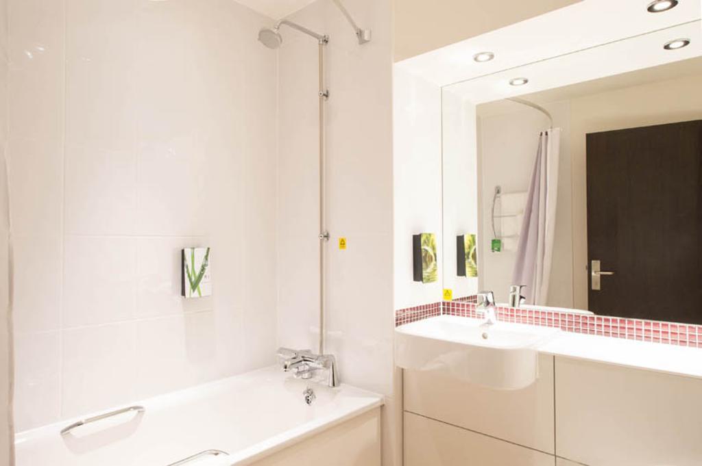 Premier Inn Southampton West Ower Exteriér fotografie
